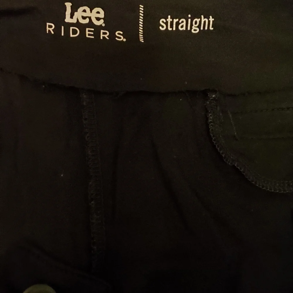 Ladies slacks - Picture 2 of 5